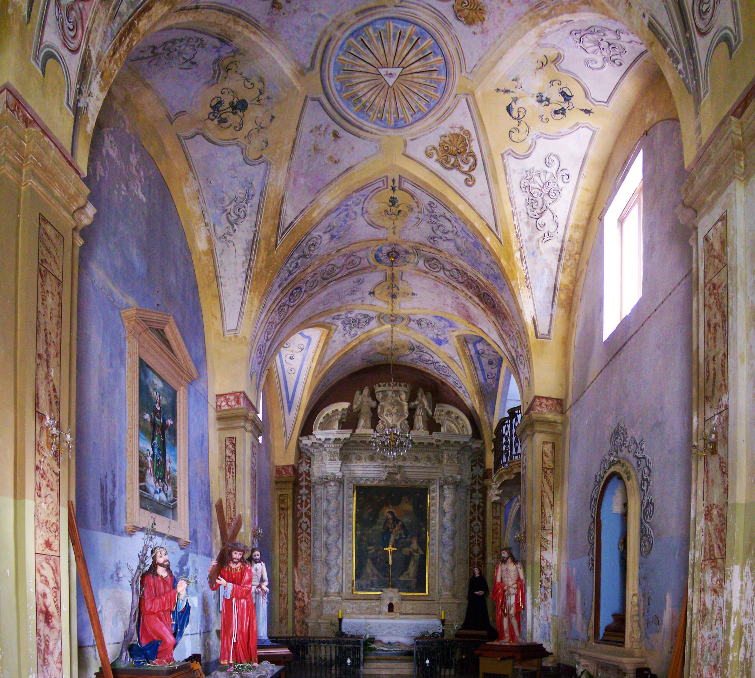 Leverano (LE), chiesa di Santa Maria ‘la Greca’, interno (foto Matteo Tarantino).