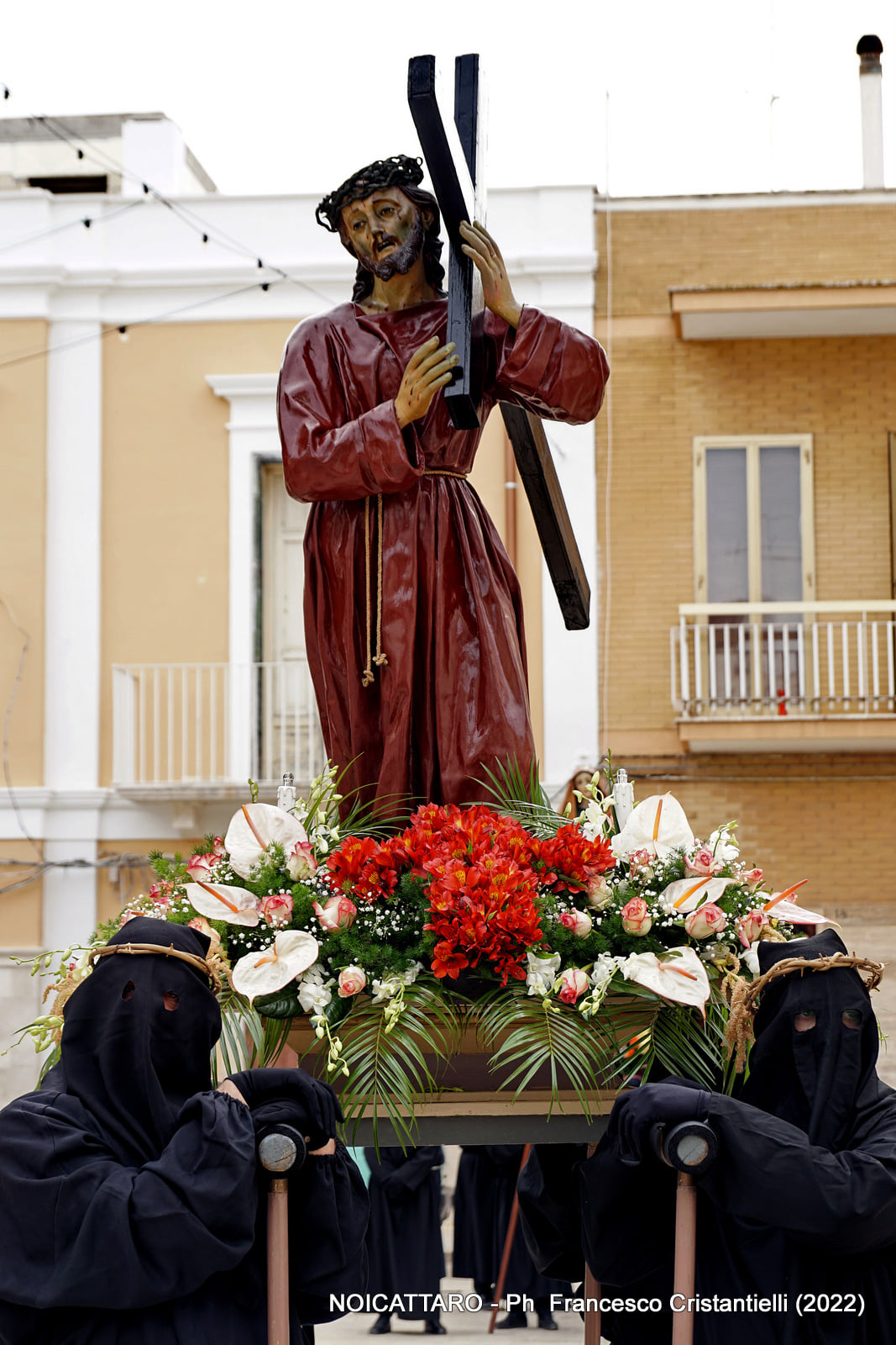 Ignoto Cartapestaio del XIX sec., Cristo portacroce, XIX sec. Noicattaro (BA), chiesa Santa Maria della Lama (foto Francesco Cristantielli 2022)