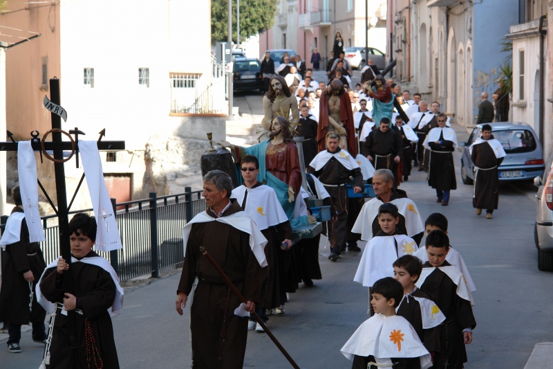 Vico del Gargano (FG), processione dei Misteri per le vie del paese

